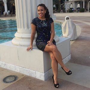 Meet your Posher, Elisha